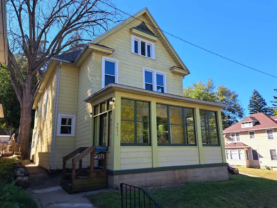 2071 N Main Street, Dubuque, IA 52001 - #2