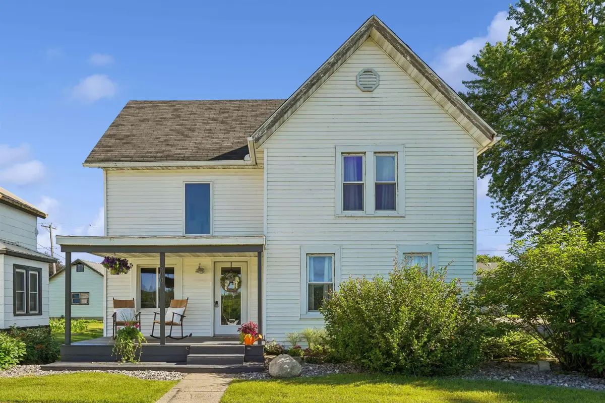 500 Franklin Street, Elgin, IA 52141 - #1