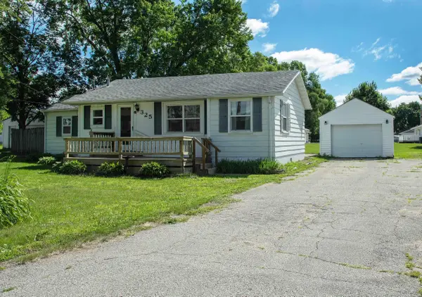 325 S Evans Road, Evansdale, IA 50707