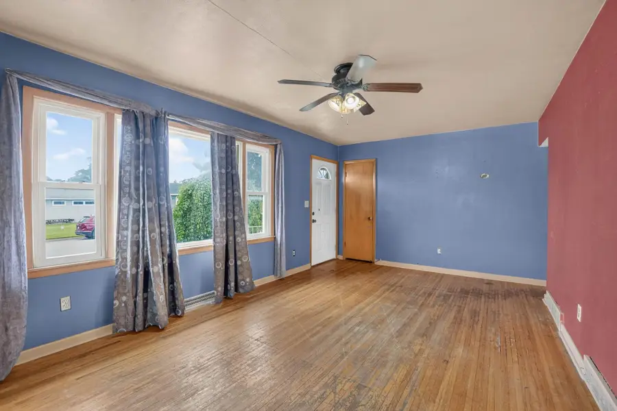 1841 Glenny Avenue, Waterloo, IA 50702 - #3
