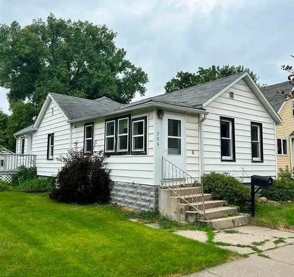 705 Mechanic Street, Decorah, IA 52101