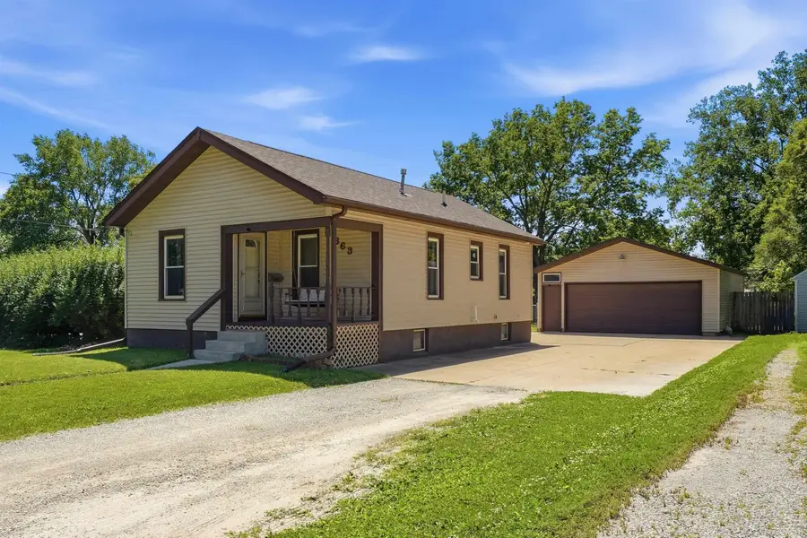 363 Indiana Street, Waterloo, IA 50703 - #2