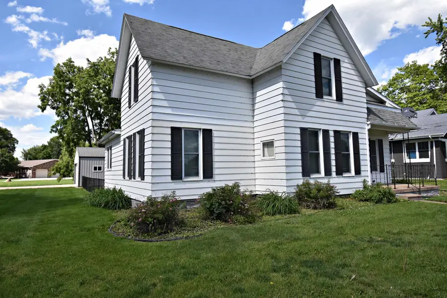 305 Hawley Street, Jesup, IA 50648 - #3