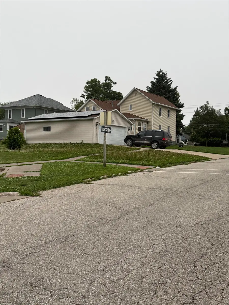 411 State Street, Dysart, IA 52224 - #2