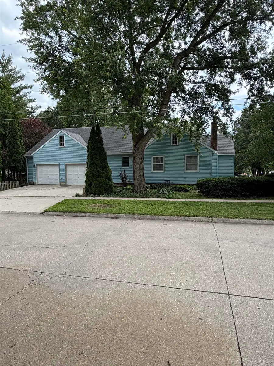 600 SW 5th Avenue, Independence, IA 50644 - #2
