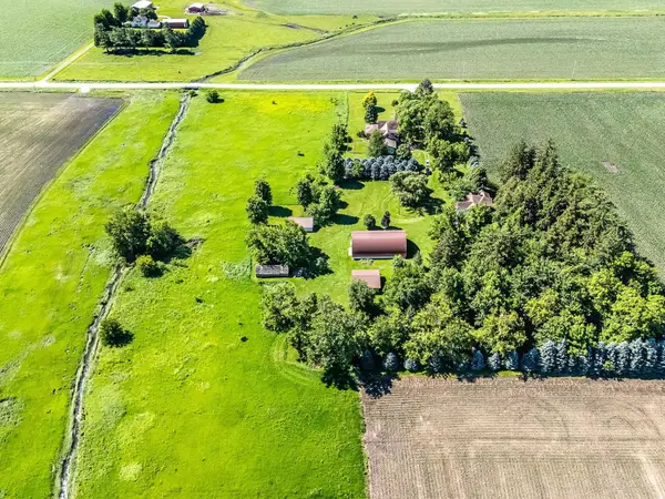 2613 270th Street, Readlyn, IA 50668