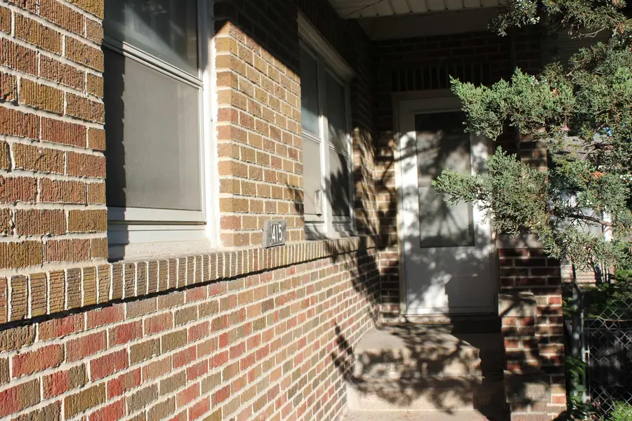 415 W Parker Street, Waterloo, IA 50703 - #2