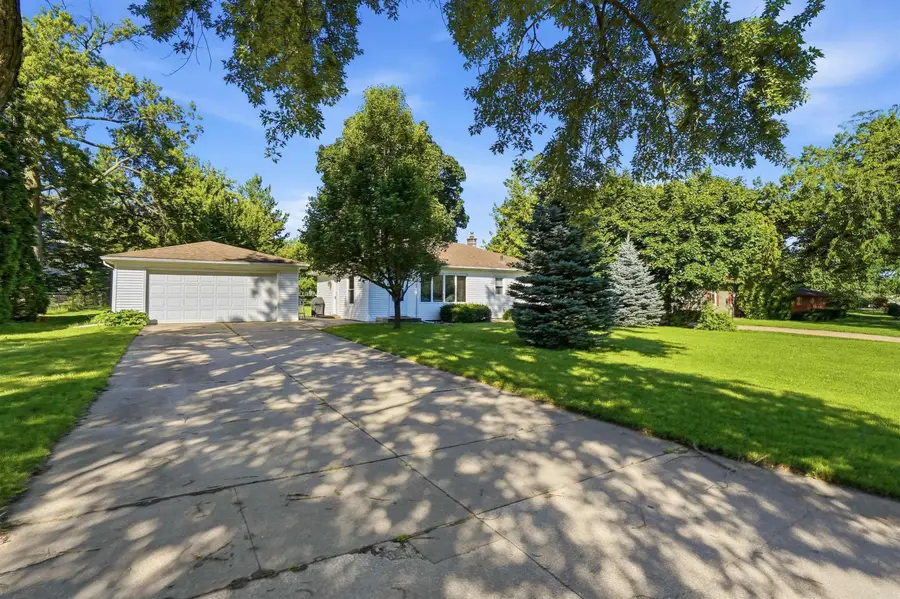 2019 Pleasant Drive, Cedar Falls, IA 50613 - #3