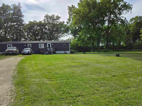 3783 Upper Mill Rd., Lime Springs, IA 52155