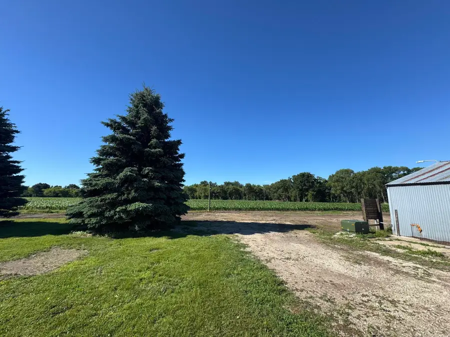 819 A Avenue, Sumner, IA 50674 - #3