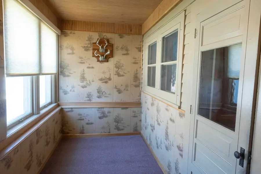 111 S Lawler Street, Postville, IA 52162 - #2