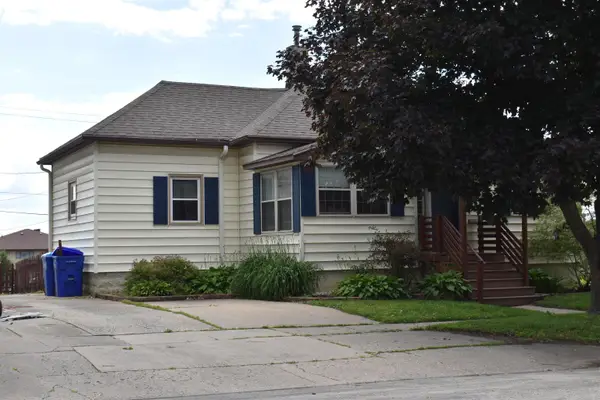 18 3rd Ave Se, Oelwein, IA 50662