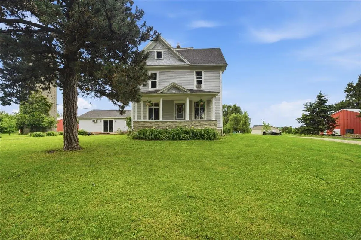 1224 240th Street, Waverly, IA 50677 - #1