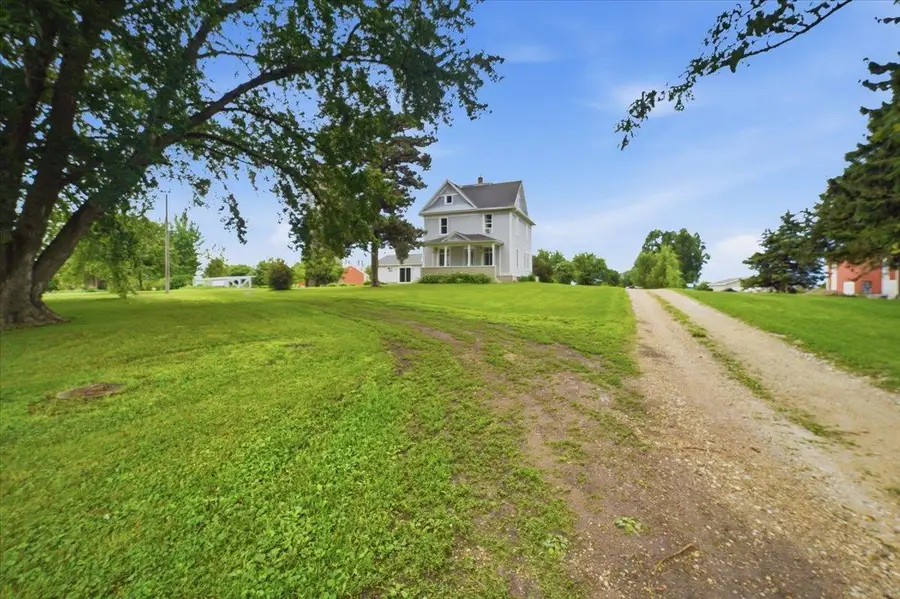 1224 240th Street, Waverly, IA 50677 - #2