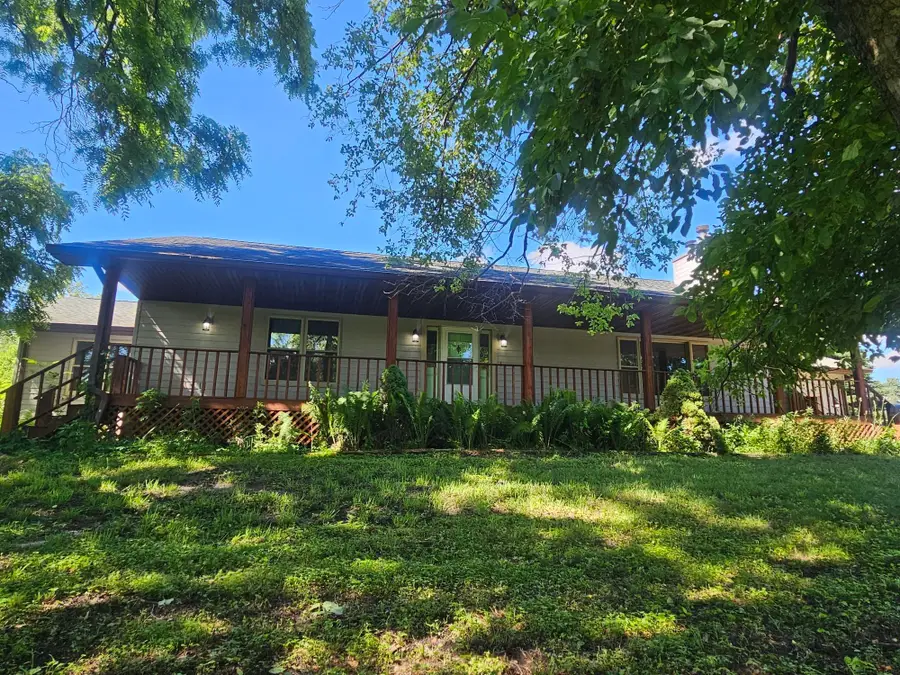 405 Mulford Dr., Oelwein, IA 50662 - #3