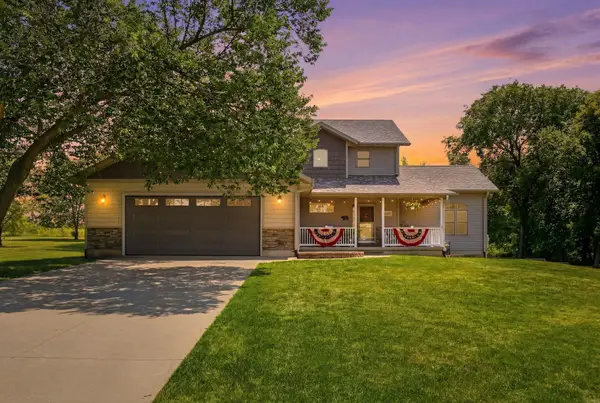 2638 Scenic Lane, Nashua, IA 50658