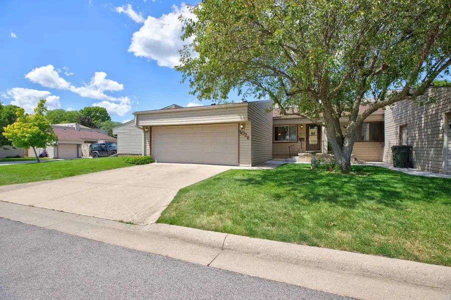 1026 Prairie Meadow Court, Waterloo, IA 50701 - #2