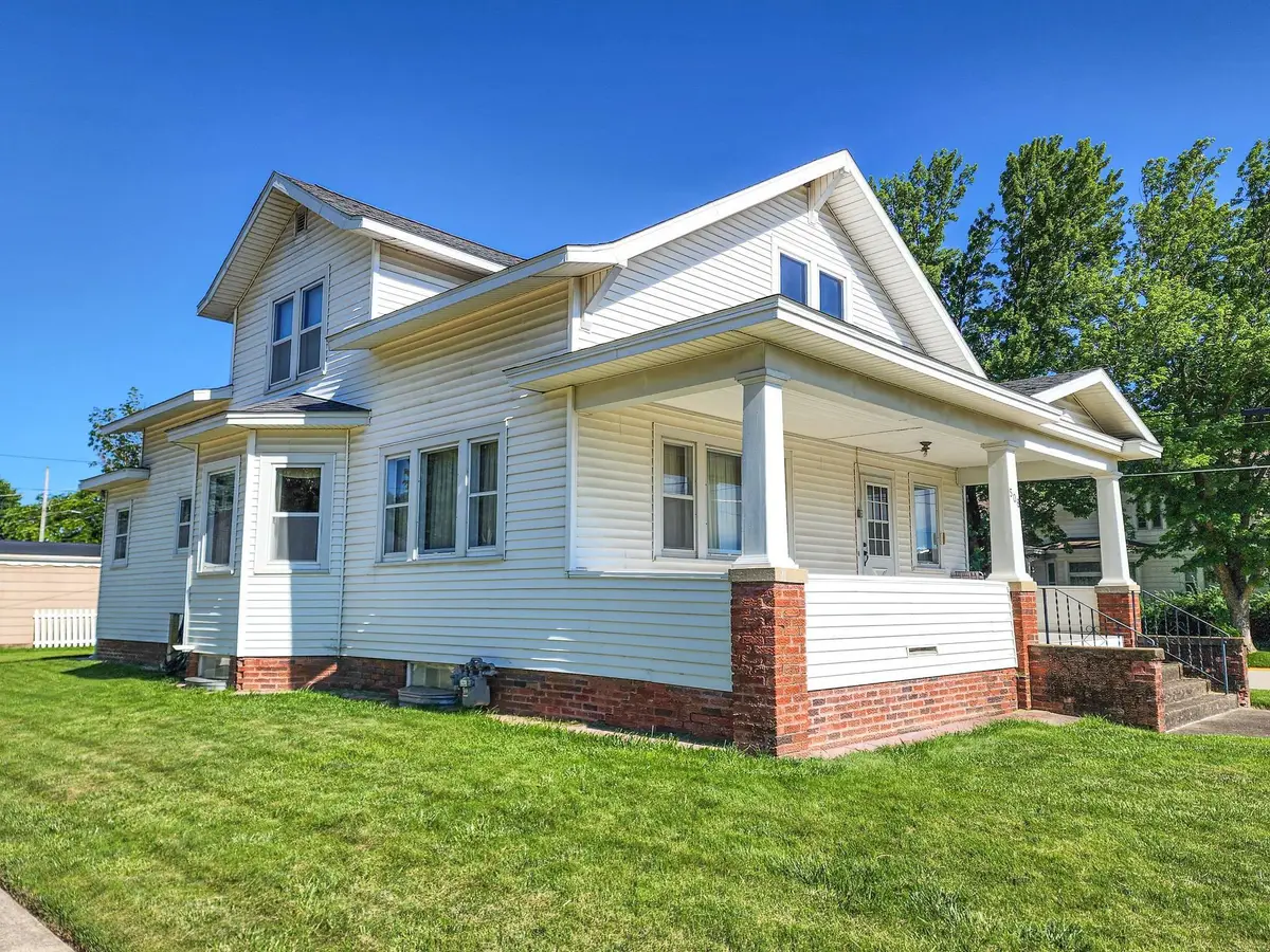 508 New Street, Manchester, IA 52057 - #1