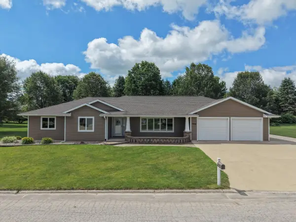 1305 Nash Street, Aplington, IA 50604