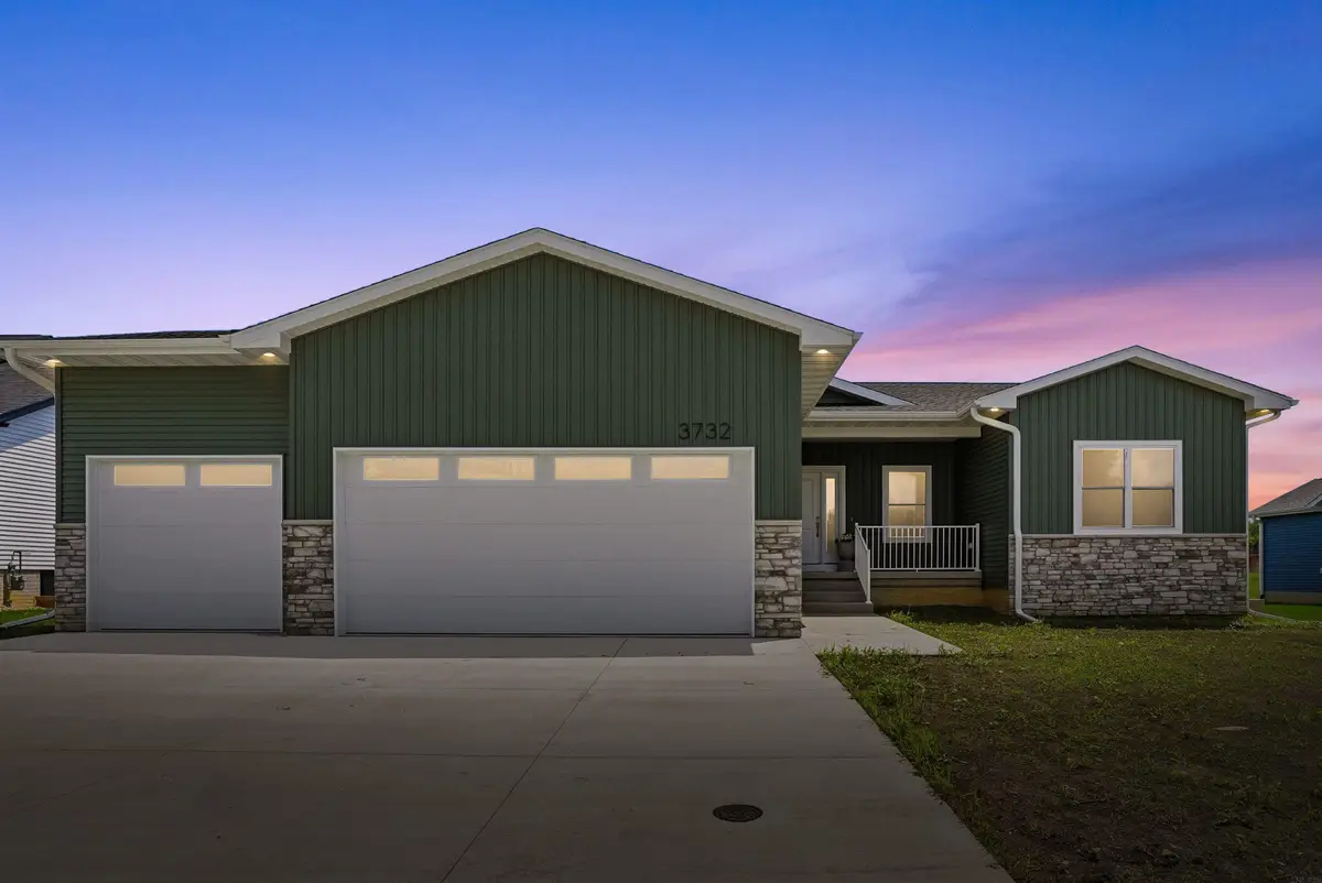 3732 Broomfield Drive, Cedar Falls, IA 50613 - #1