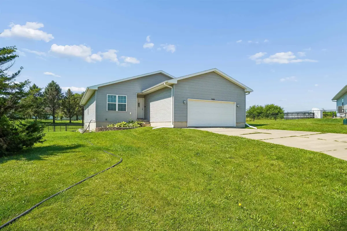 5685 Summerland Drive, Waterloo, IA 50701 - #1