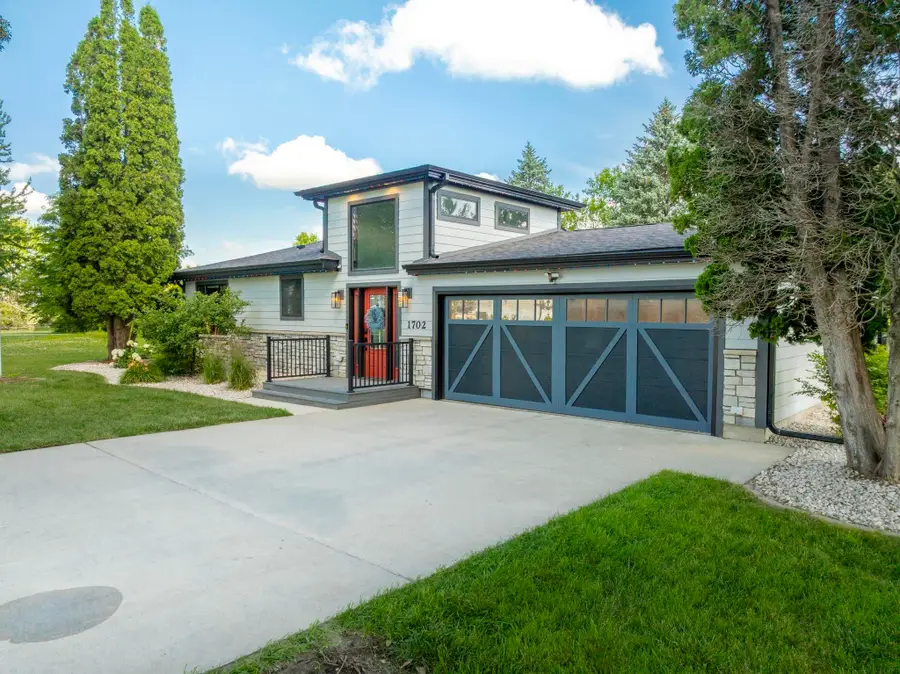 1702 NW 20th Street, Waverly, IA 50677 - #3