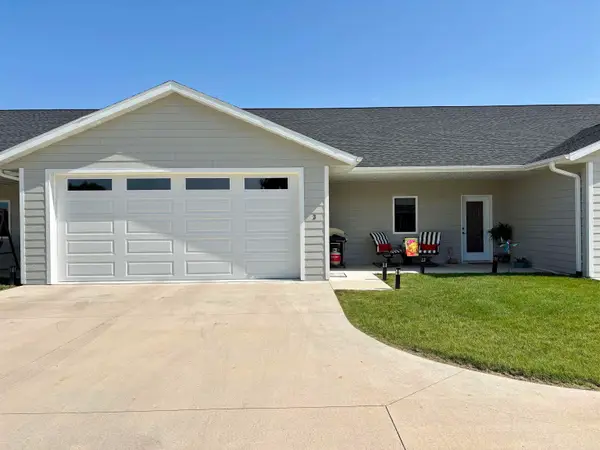 106 Highland Drive #3, Decorah, IA 52101