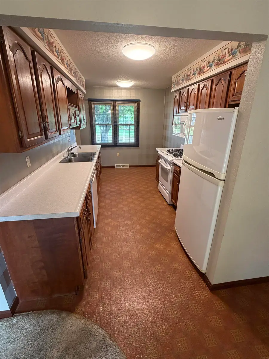 1200 NE 5th Street, Independence, IA 50644 - #3