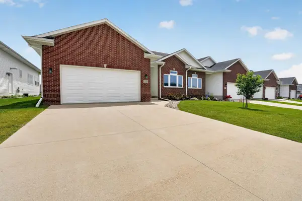 1185 Fox Ridge Road, Dike, IA 50624