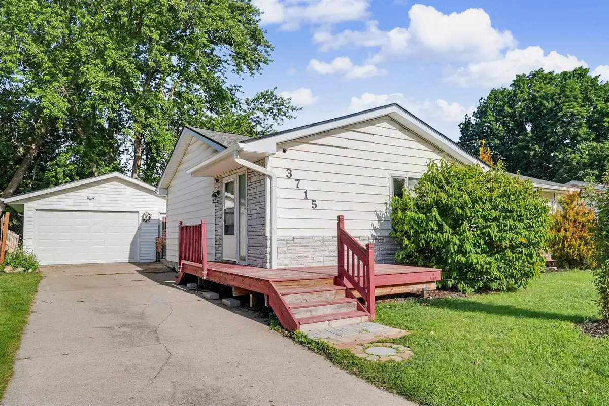 3715 Knoll Ridge Drive, Cedar Falls, IA 50613 - #1