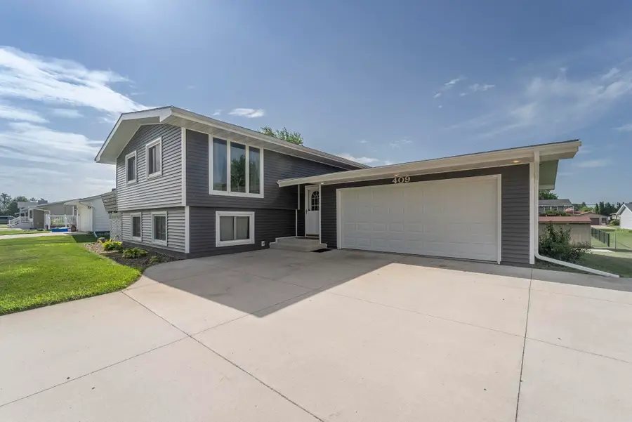 409 U Lane, Dike, IA 50624 - #2