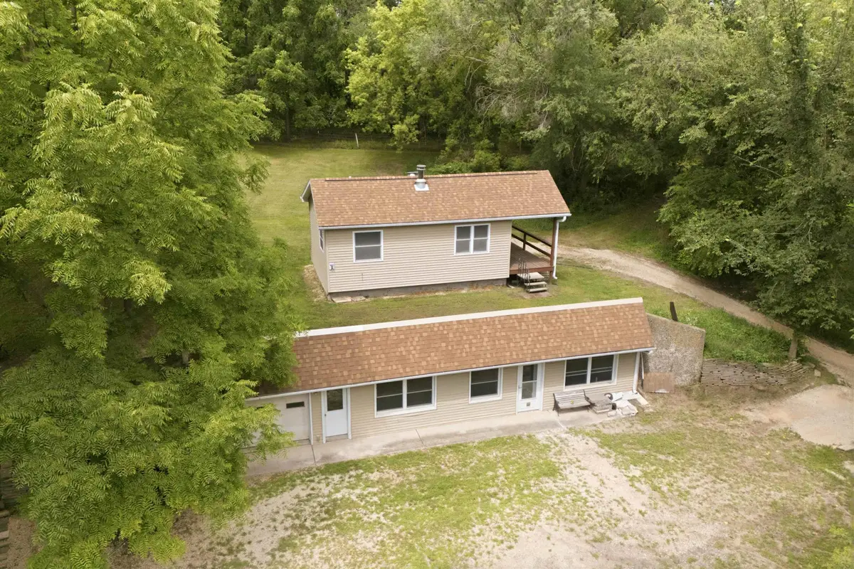 1872 Houlihan Drive, Waterville, IA 52170 - #1