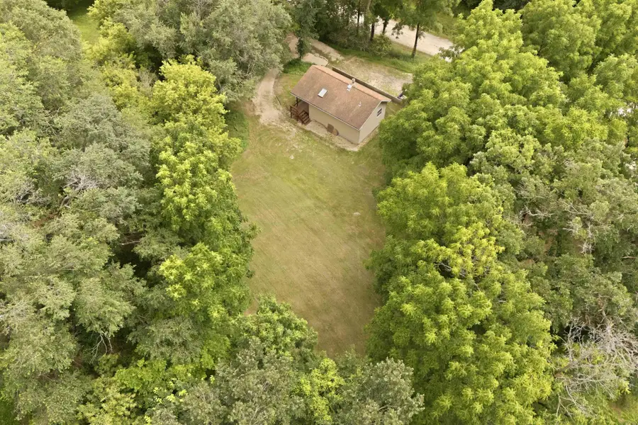 1872 Houlihan Drive, Waterville, IA 52170 - #2