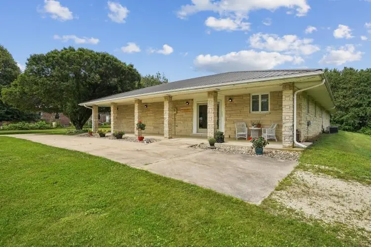 305 Worth Street, Lamont, IA 50650 - #2