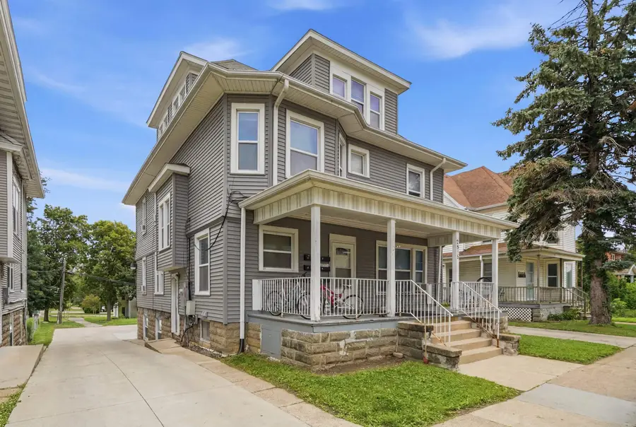 2416 Olive Street, Cedar Falls, IA 50613 - #2