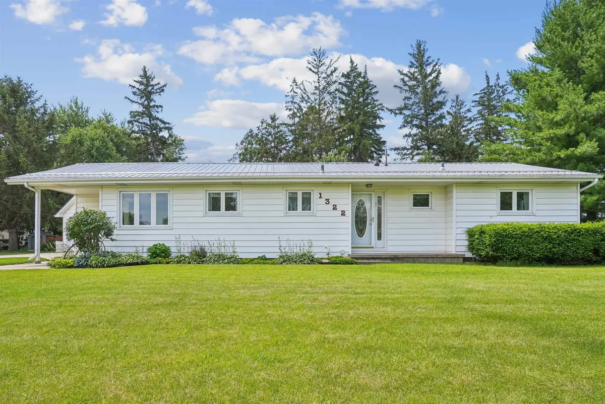 1322 Jersey Lane, Waterloo, IA 50701 - #1