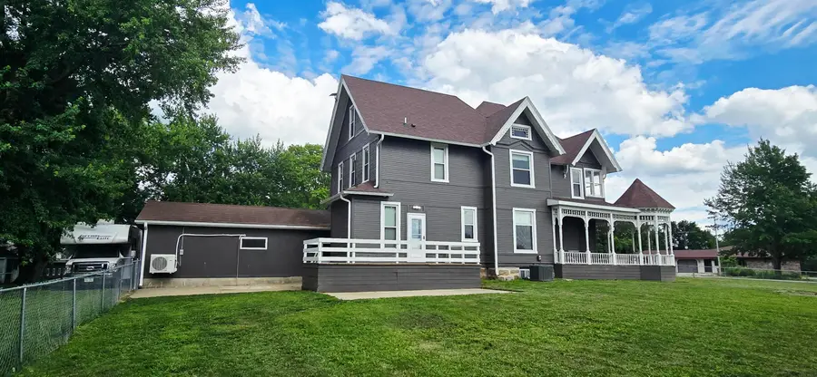 1862 Timber Avenue, Charles City, IA 50616 - #3