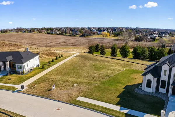 1826 Breckenridge Street, Cedar Falls, IA 50613