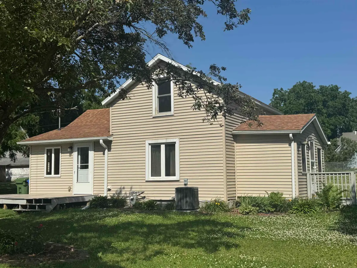 1806 & 1808 Bailey St., Charles City, IA 50616 - #1