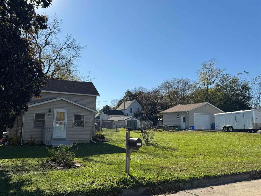 1806 & 1808 Bailey St., Charles City, IA 50616 - #2