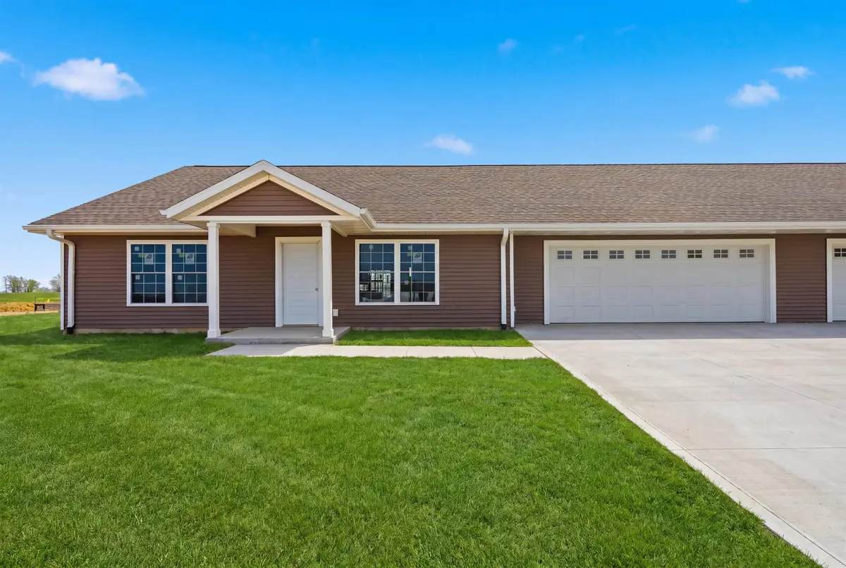 1302 Joe's Circle, Manchester, IA 52057 - #1