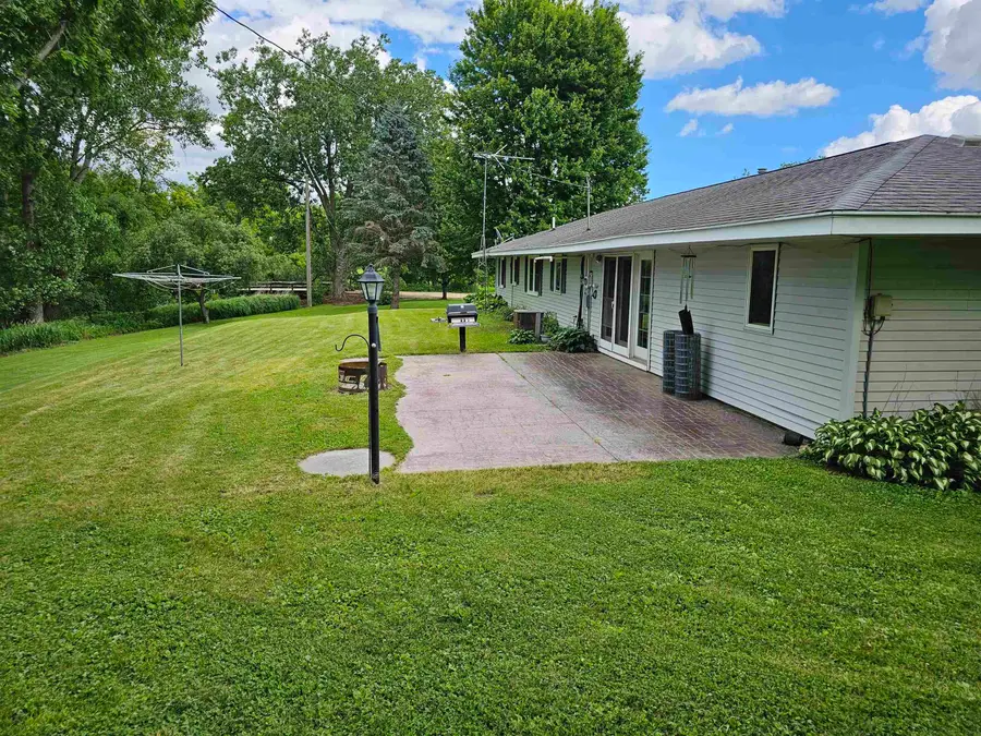 10684 E. Main St, West Union, IA 52175 - #3