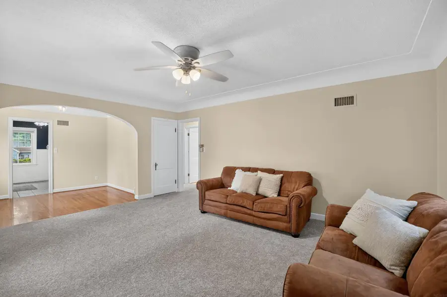 115 Carolina Avenue, Waterloo, IA 50701 - #2