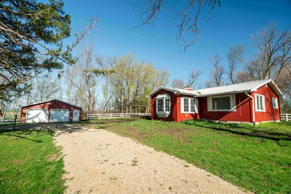 20051 O Avenue, Grundy Center, IA 50638