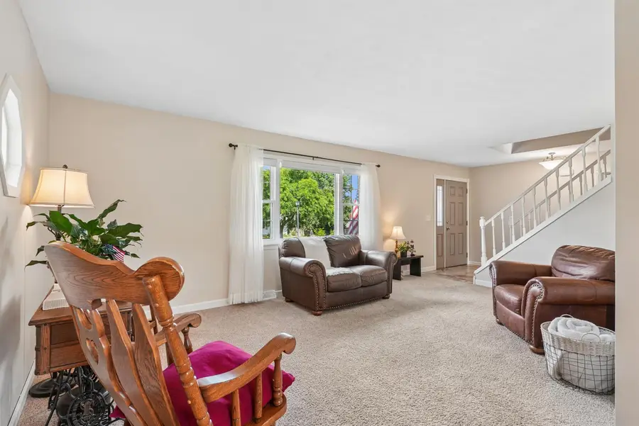 1535 Maxine Avenue, Waterloo, IA 50701 - #3
