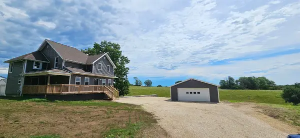 13532 Ramsey Road, Anamosa, IA 52205