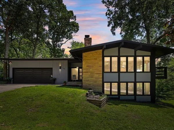 144 Amity Drive, Waterloo, IA 50701