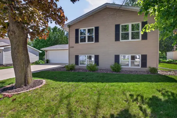 208 NW 23rd Street, Waverly, IA 50677