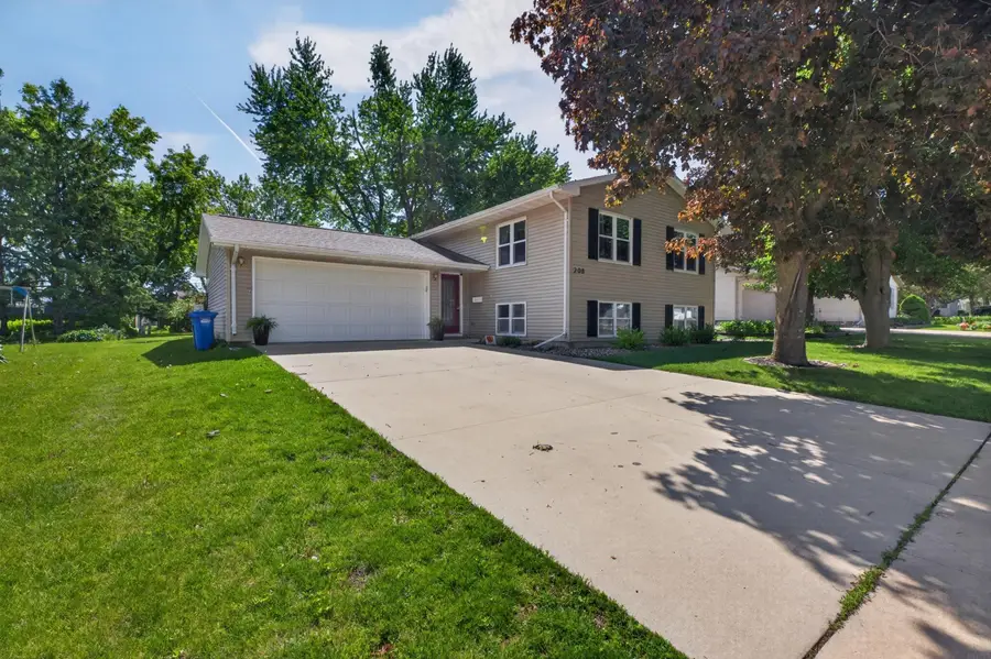 208 NW 23rd Street, Waverly, IA 50677 - #3