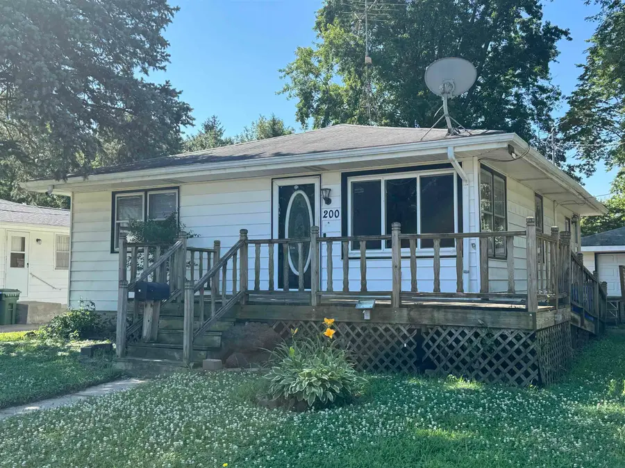200 16th Avenue, Charles City, IA 50616 - #2